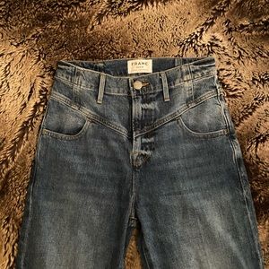 FRAME Denim Mom Jeans